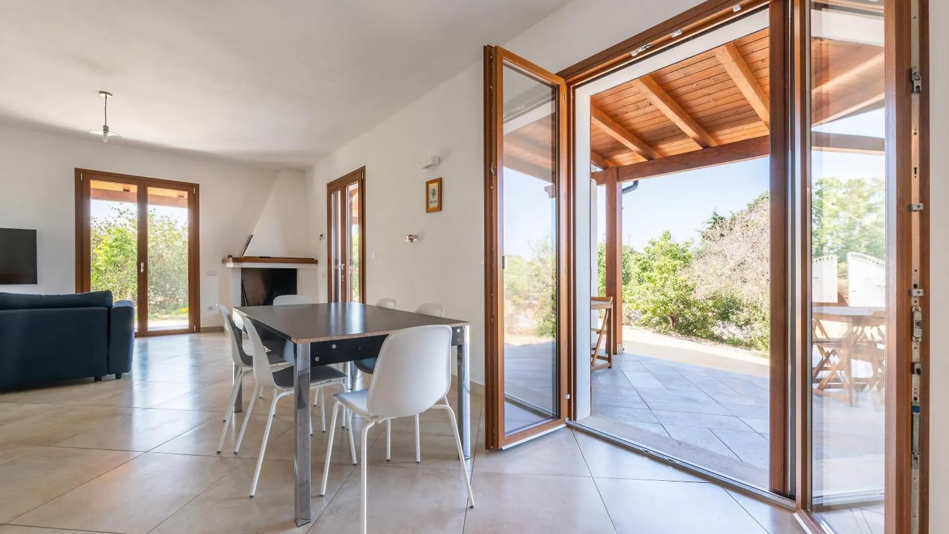 Villa Casa Atzori SantʼAnna Arresi